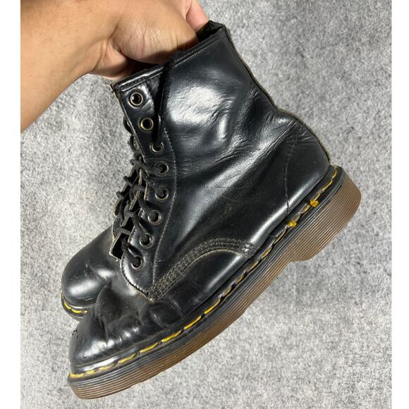 Dr Martens 1460 Combat Boots Mens Size 8 Black Leather Oil Resistant Workwear main image 5